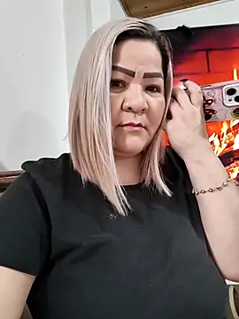 Dalessa Bigtits online show from March 2026 07:20:01 PM