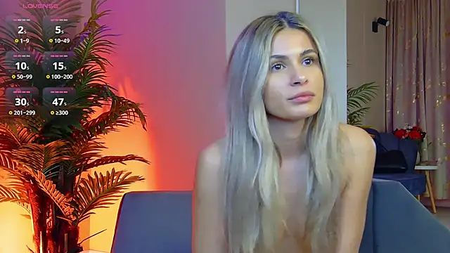 Snapshot of Avril_Cyrus chatting on November 2025 11:51:02 AM Avril Cyrus online show from November 2025 11:51:02 AM