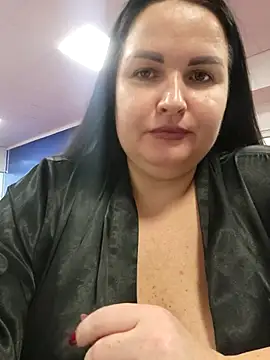 GeorgiaLerox online show from November 2025 01:22:01 PM