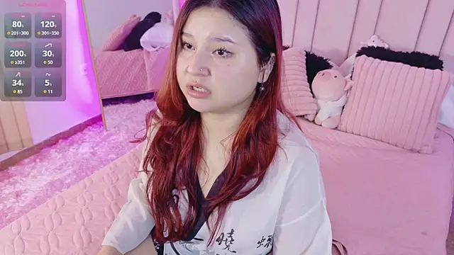 Snapshot of Hanaa_rosse chatting on January 2026 01:15:01 PM Hanaa rosse online show from January 2026 01:15:01 PM