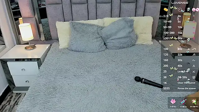 EMMAHILL1 online show from February 2025 10:48:01 PM