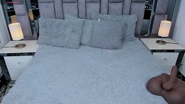 EMMAHILL1 online show from January 2026 11:15:02 AM