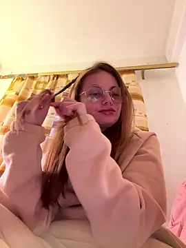 lovebellagrey online show from January 2026 01:36:01 PM