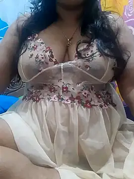 Snapshot of chubby_wife chatting on January 2025 07:38:01 PM chubby wife online show from January 2025 07:38:01 PM