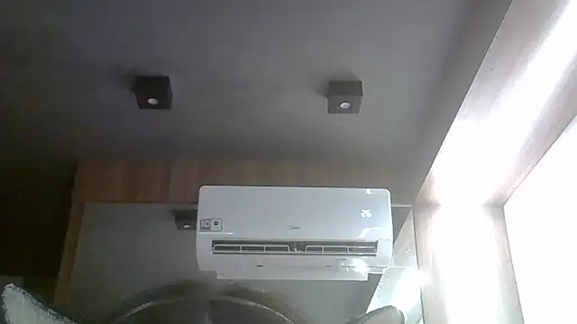 Skinny-Kitten online show from April 2026 04:13:01 PM