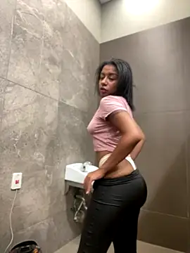 ATENEA SEXXXY online show from November 2025 07:57:01 PM