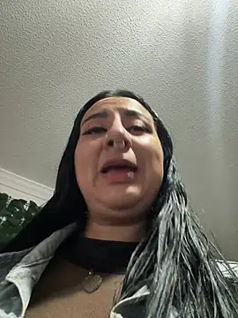 Snapshot of Abril_Luv chatting on June 2026 11:08:02 AM Abril Luv online show from June 2026 11:08:02 AM