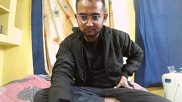 Cute boy2000 online show from January 2025 01:24:01 AM