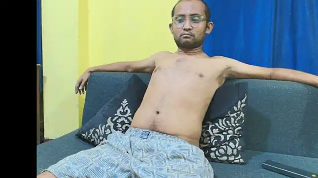 Cute boy2000 online show from May 2026 06:57:02 PM