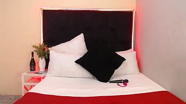 CancerGodessX online show from February 2025 03:17:02 PM