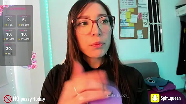 Spit queen online show from July 2026 03:25:01 PM