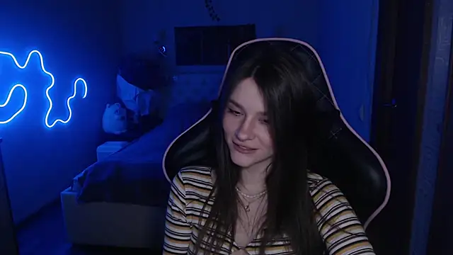 jeann elsaa online show from January 2025 06:17:01 AM