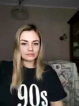 KrissSexi online show from March 2025 05:28:01 PM