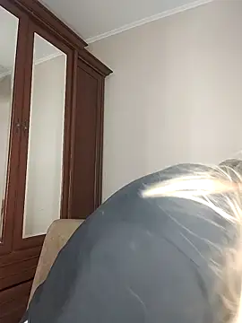 KrissSexi online show from October 2025 07:16:02 PM