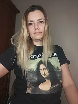 KrissSexi online show from November 2025 06:26:01 PM