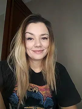 KrissSexi online show from December 2025 05:25:01 AM