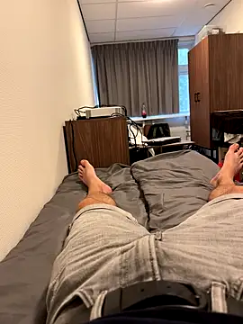 Snapshot of mihaixxx1 chatting on September 2025 01:23:02 PM mihaixxx1 online show from September 2025 01:23:02 PM