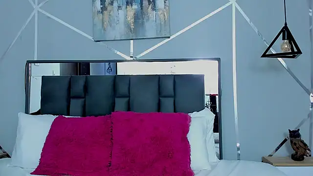 ZiaCalifa online show from January 2025 10:49:02 AM