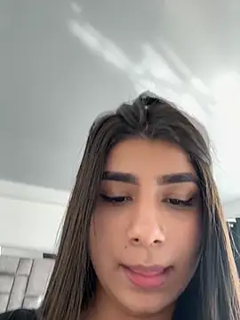 ZiaCalifa online show from October 2025 08:09:01 PM