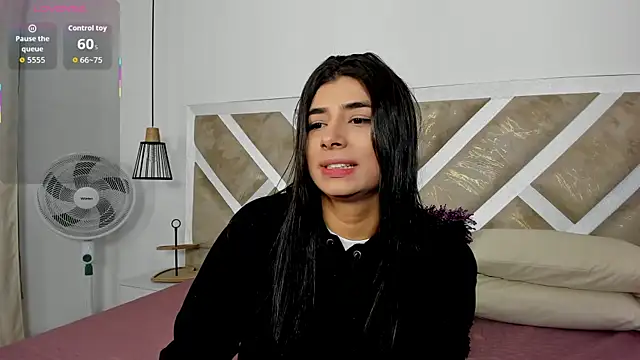 ZiaCalifa online show from March 2026 11:33:02 AM