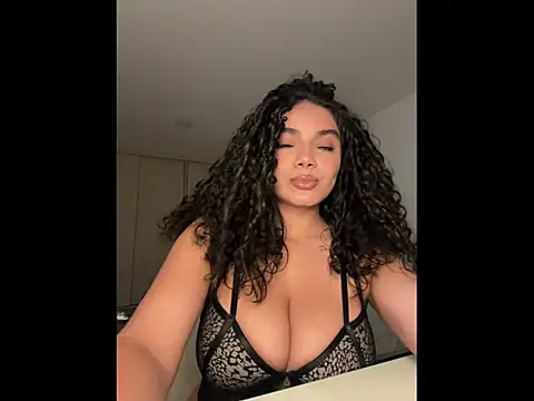 Mariecurl online show from September 2025 09:40:02 PM