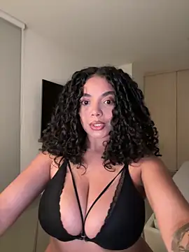 Mariecurl online show from November 2025 03:16:01 AM