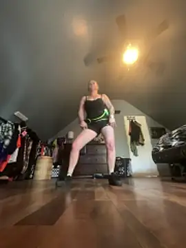 SummerBlueMoon online show from March 2026 10:16:01 PM