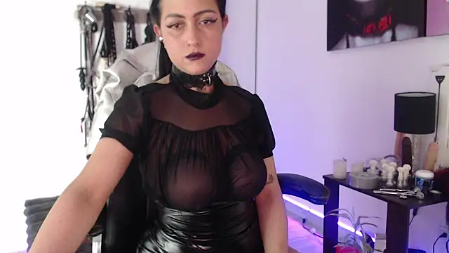 alison slave online show from November 2025 01:17:02 AM