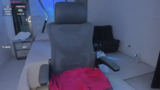 LunaBaker-1 online show from March 2025 12:17:01 AM