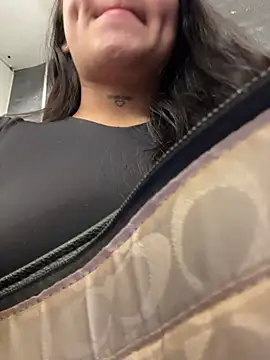 LunaBaker-1 online show from November 2025 08:08:01 PM