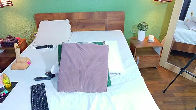 Snapshot of dannaahbrown chatting on October 2025 06:50:01 PM dannaahbrown online show from October 2025 06:50:01 PM