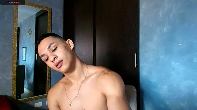 liuscast22 online show from October 2025 03:01:02 PM