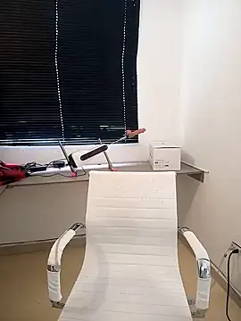 MIYESSI online show from January 2025 04:44:01 PM