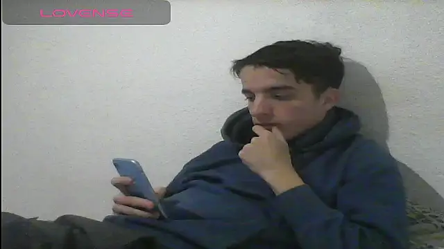 Tombgy07 online show from March 2025 08:27:02 PM