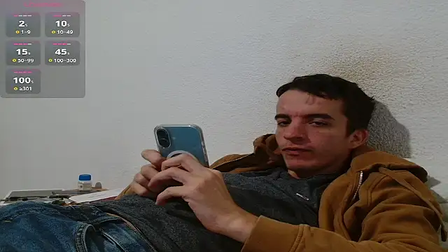 Tombgy07 online show from September 2025 07:40:02 PM