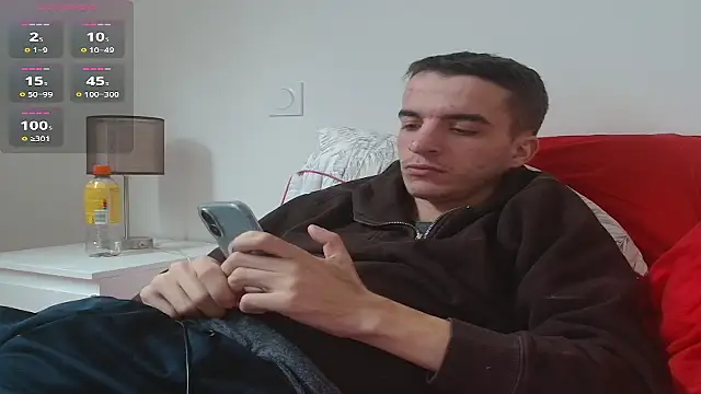 Tombgy07 online show from November 2025 01:34:02 PM