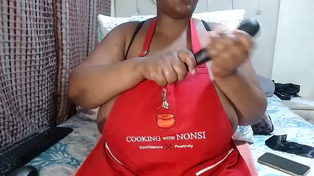 Snapshot of CHOCOLATEDARKBUSTYX chatting on September 2025 06:07:01 PM CHOCOLATEDARKBUSTYX online show from September 2025 06:07:01 PM