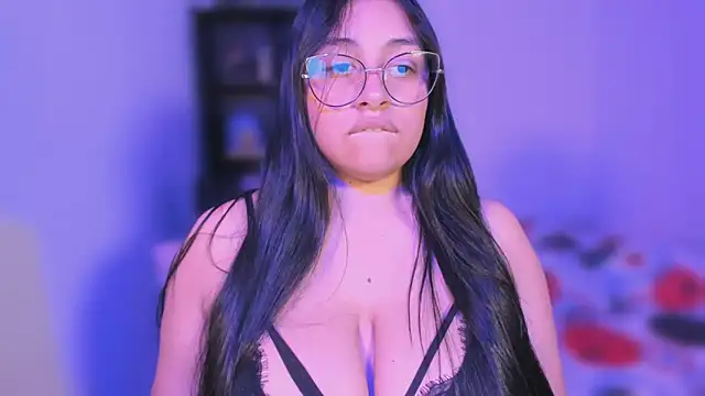 Snapshot of Soysofiarodrigu chatting on March 2025 07:49:02 PM Soysofiarodrigu online show from March 2025 07:49:02 PM