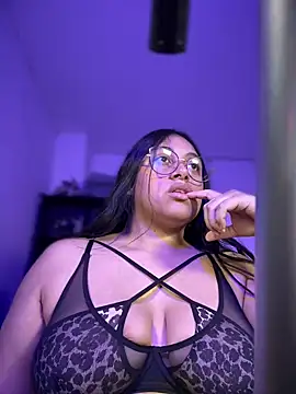 Snapshot of Soysofiarodrigu chatting on March 2025 10:21:01 PM Soysofiarodrigu online show from March 2025 10:21:01 PM