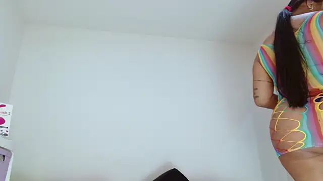 sashacreamy  online show from October 2025 11:01:02 PM