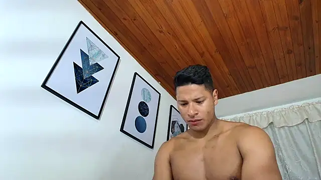 sam her online show from October 2025 11:39:01 PM