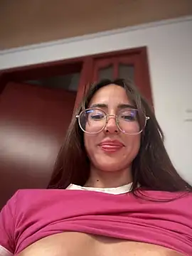 lauravasquez online show from March 2025 07:53:01 PM
