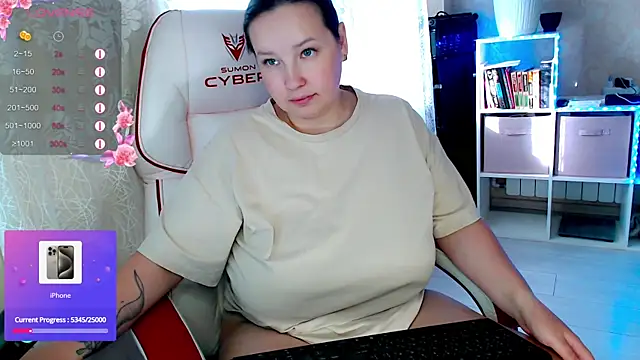 Snapshot of RaideneiX chatting on September 2025 04:05:02 AM RaideneiX online show from September 2025 04:05:02 AM