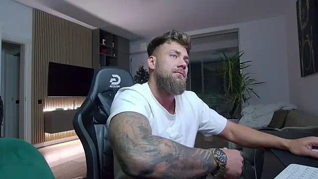 UbbeViking online show from December 2024 07:33:01 PM