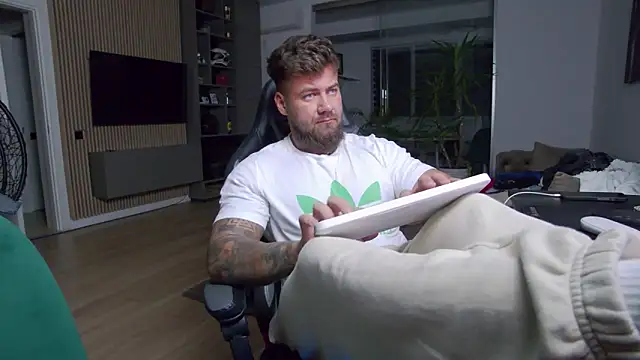 UbbeViking online show from February 2025 06:39:01 PM