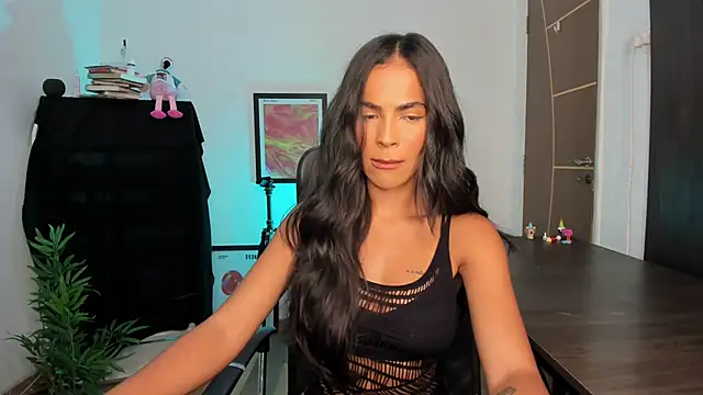 camille-rose online show from April 2026 02:15:02 PM