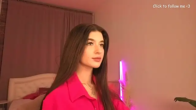 LauraCoy online show from November 2025 08:08:02 PM