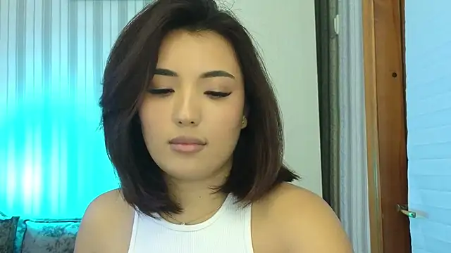 lily  foster online show from September 2025 10:37:01 AM