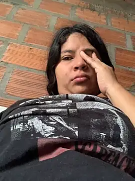 Snapshot of moncerrat_luna chatting on February 2025 01:16:01 PM moncerrat luna online show from February 2025 01:16:01 PM