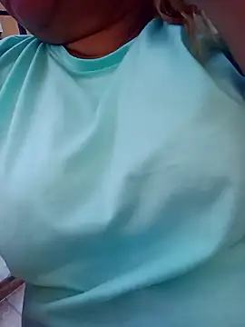 Snapshot of HORNY_MATURE25 chatting on March 2025 11:05:02 PM HORNY MATURE25 online show from March 2025 11:05:02 PM